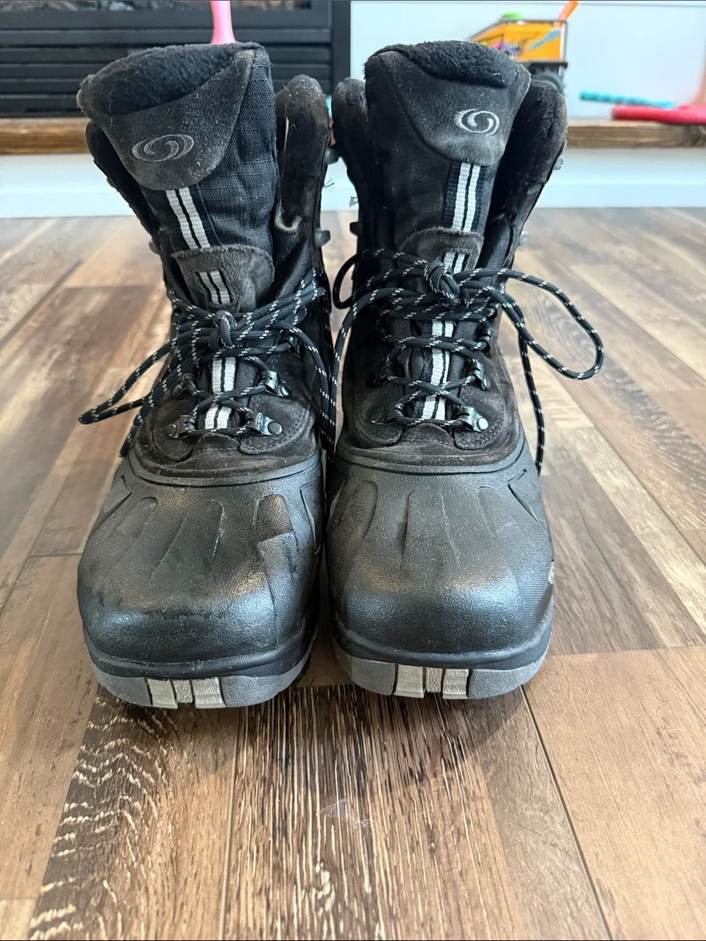 Salomon Men's Black Lace-Up Rain & Snow Boots‎